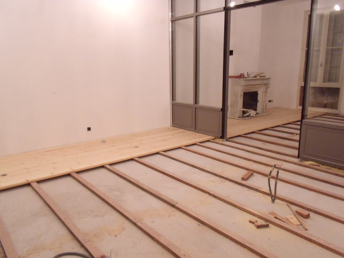 Pose parquet sapin rouge - Pontaillac